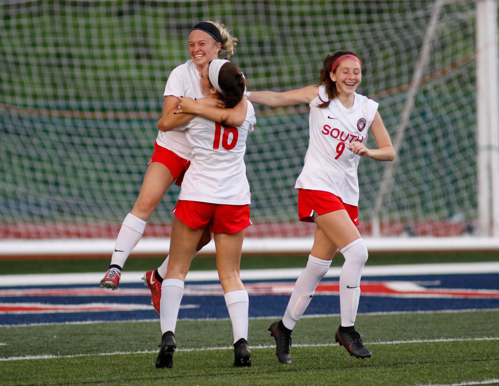 Fort Zumwalt South at Liberty Girls Soccer